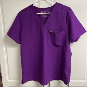 Catarina One-Pocket Scrub Top